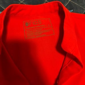 WearFigs Figs Scrub Top - Small - “Insiza” - Red - RARE!  2 pocket scrub top